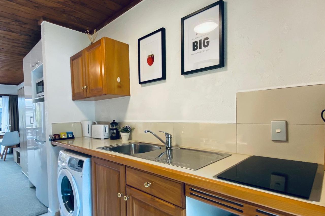 The Swiss Chalet Holiday Apartment 4, Bay Of Islands ไปเฮีย ภายนอก รูปภาพ