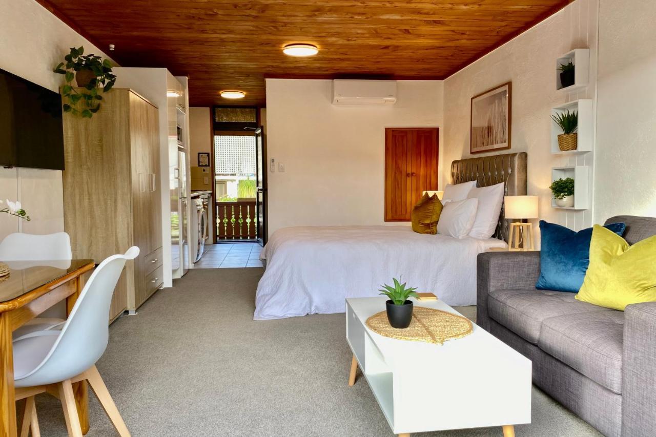 The Swiss Chalet Holiday Apartment 4, Bay Of Islands ไปเฮีย ภายนอก รูปภาพ